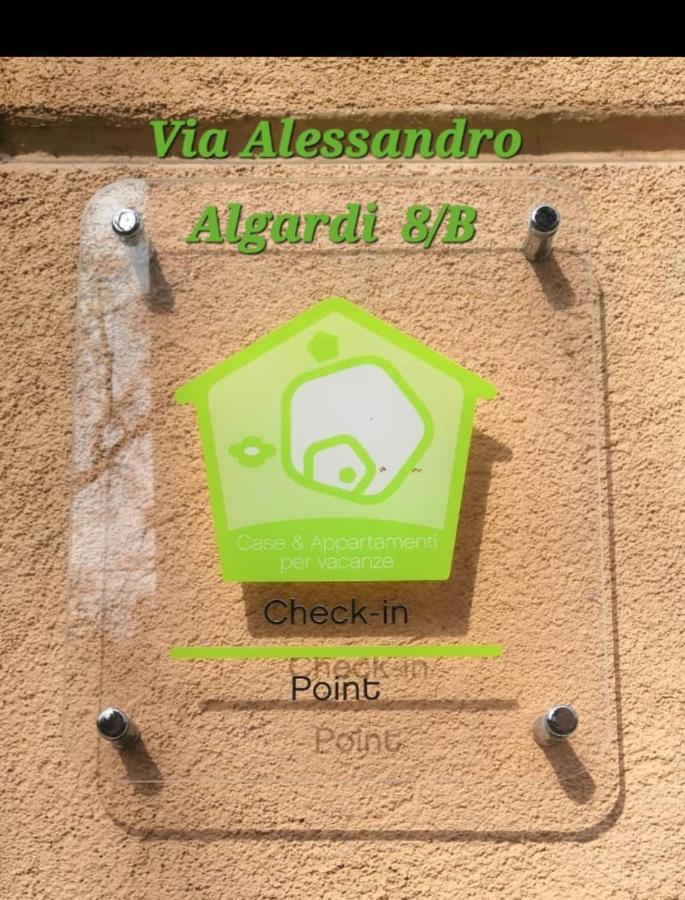 Via Agucchi & Via Emilia Apartments Bologna Exterior photo